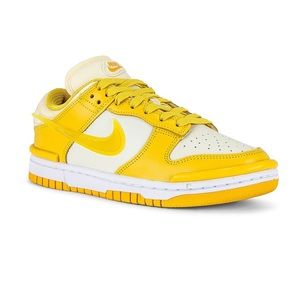 NIKE DUNK LOW TWIST SNEAKER COCONUT MILK & VIVID SULFUR